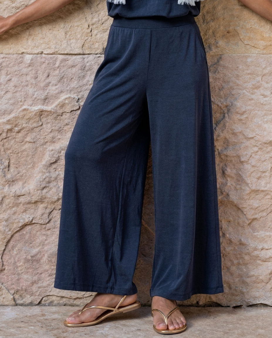Pantalón amplio con cintura elástica