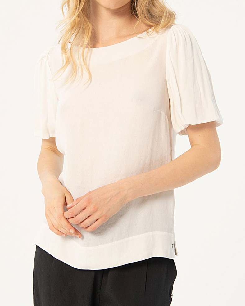 Blusa mangas abullonadas
