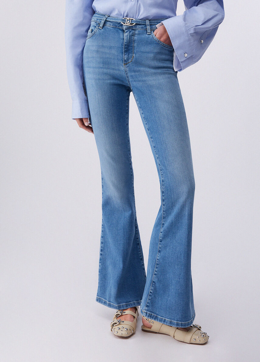 Vaqueros bootcut de talle alto