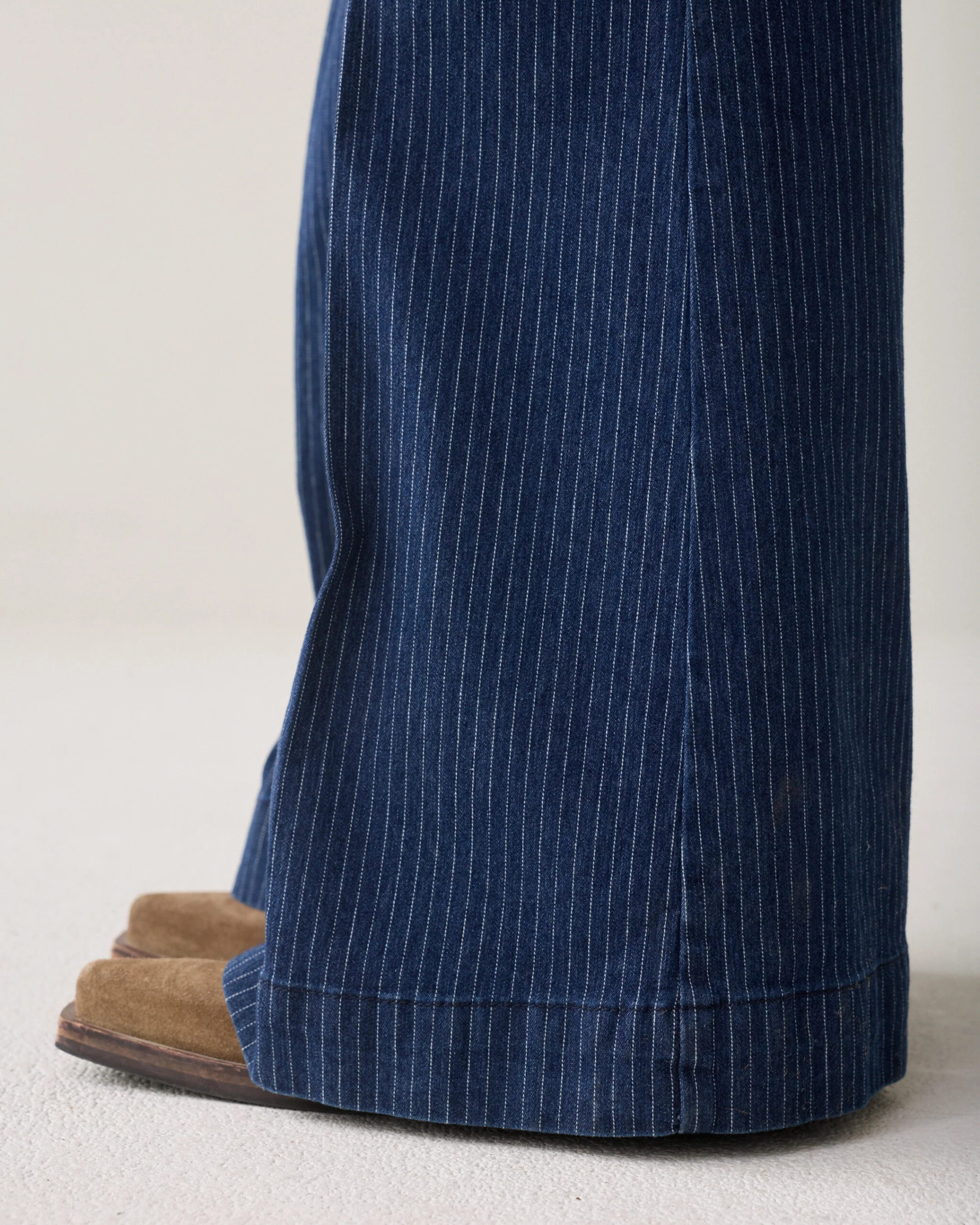 Vaqueros estampado rayas con corte acampanado - Imagen 4