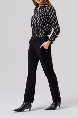 Pantalon estilo chino de punto