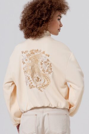 Chaqueta bomber con bordado en la espalda