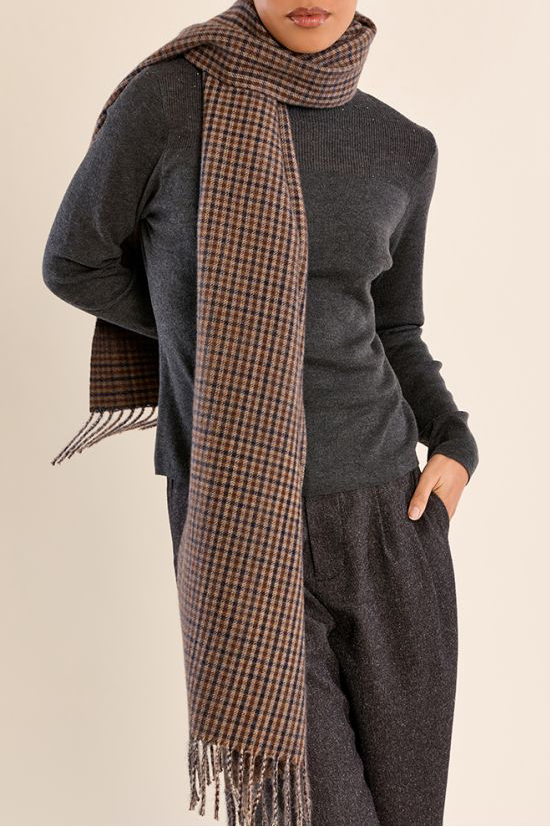 Bufanda estampada con flecos - Imagen 3