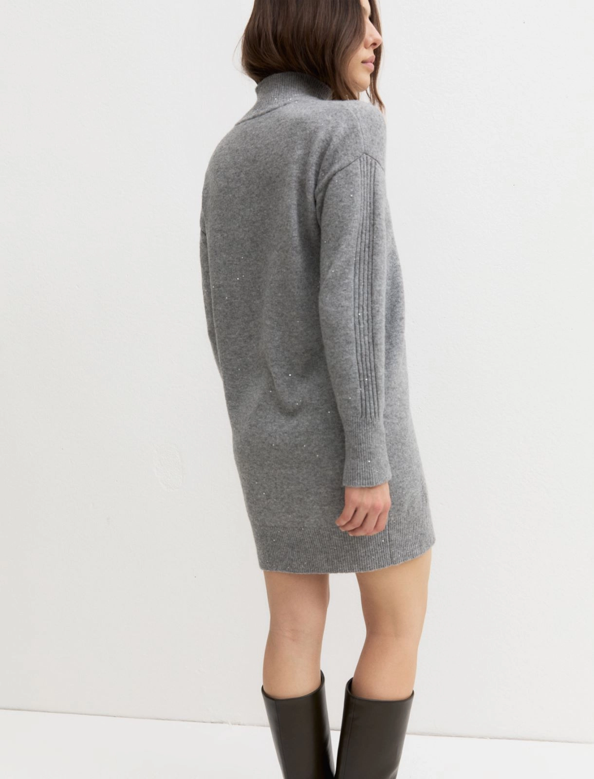 Vestido de punto elástico con lentejuelas - Imagen 2