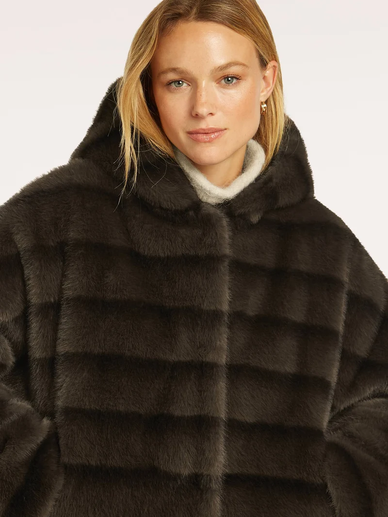 Chaqueta con capucha - Imagen 3