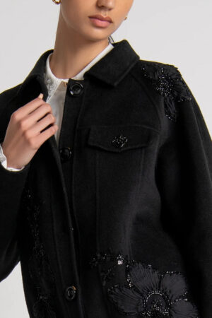 Chaqueta bordada